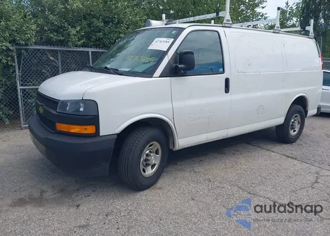 2021 Chevrolet Express Cargo Rwd 2500 Regular Wheelbase Wt from USA, damaged, VIN 1GCWGAFP6M1231601
